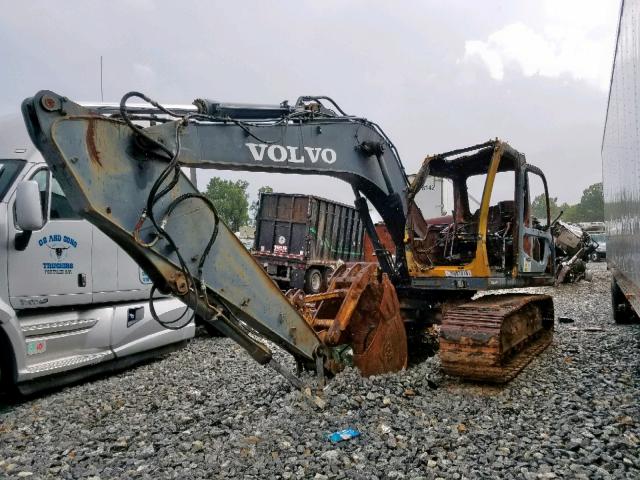 EC140LC03773 - 2003 VOLVO EXCAVATOR YELLOW photo 3