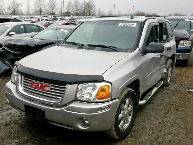 1GKDT13S162236640 - 2006 GMC ENVOY WHITE photo 2