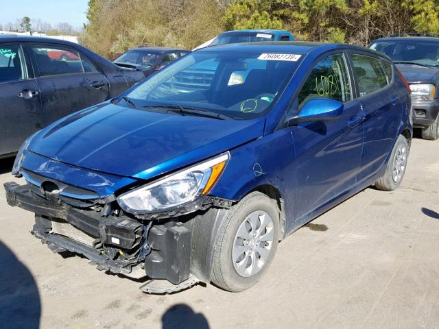 KMHCT5AE3GU268860 - 2016 HYUNDAI ACCENT SE BLUE photo 2