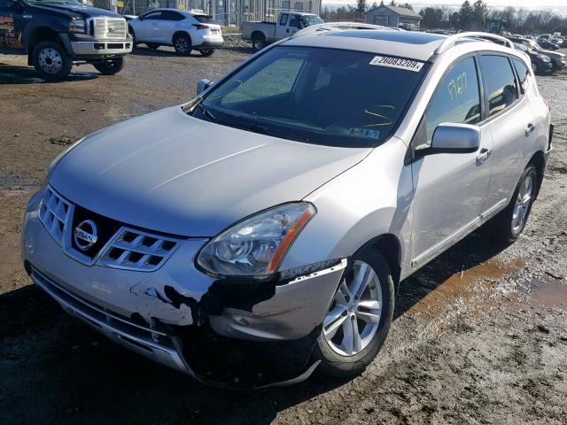 JN8AS5MV6DW619484 - 2013 NISSAN ROGUE S SILVER photo 2