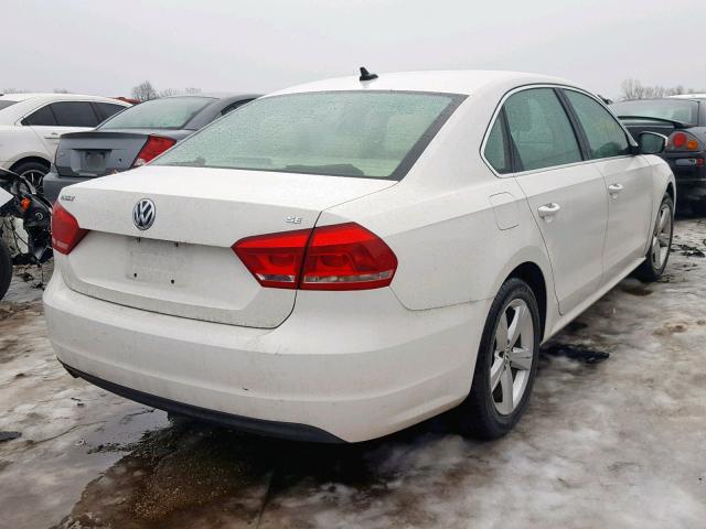 1VWBH7A35DC083879 - 2013 VOLKSWAGEN PASSAT SE WHITE photo 4