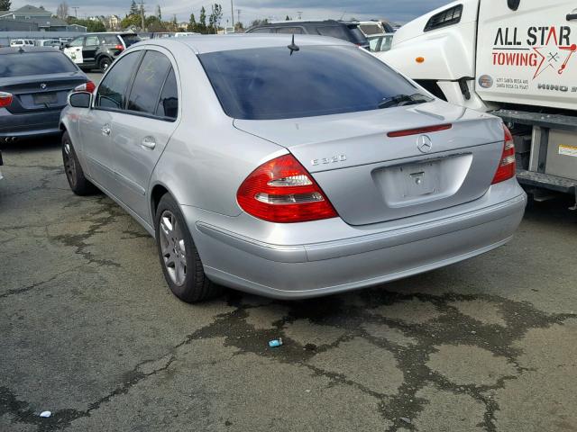 WDBUF65J14A495571 - 2004 MERCEDES-BENZ E 320 GRAY photo 3