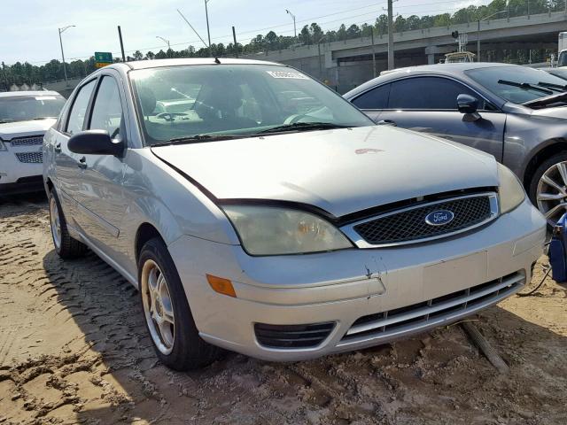 1FAFP34N35W223849 - 2005 FORD FOCUS ZX4 SILVER photo 1