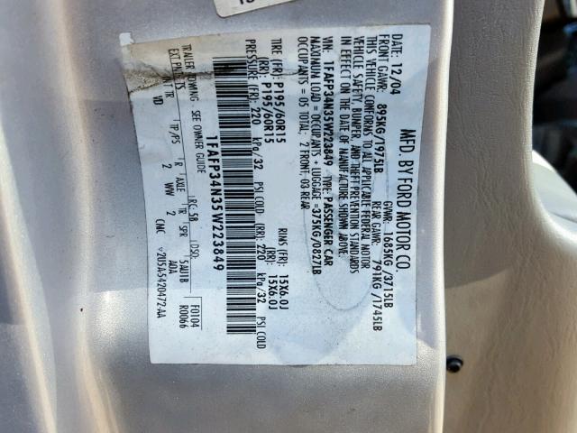 1FAFP34N35W223849 - 2005 FORD FOCUS ZX4 SILVER photo 10