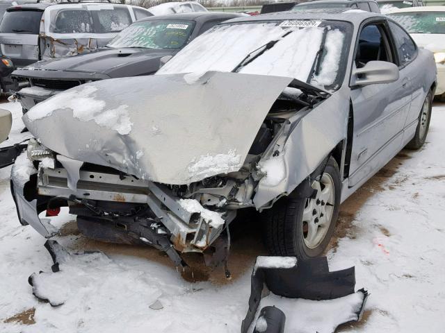 1G2WP1215WF241127 - 1998 PONTIAC GRAND PRIX SILVER photo 2