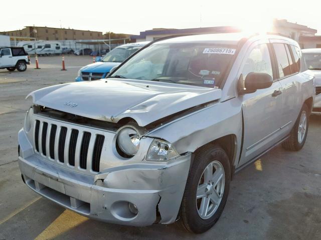 1J8FT47W38D665765 - 2008 JEEP COMPASS SP 银色 照片 2
