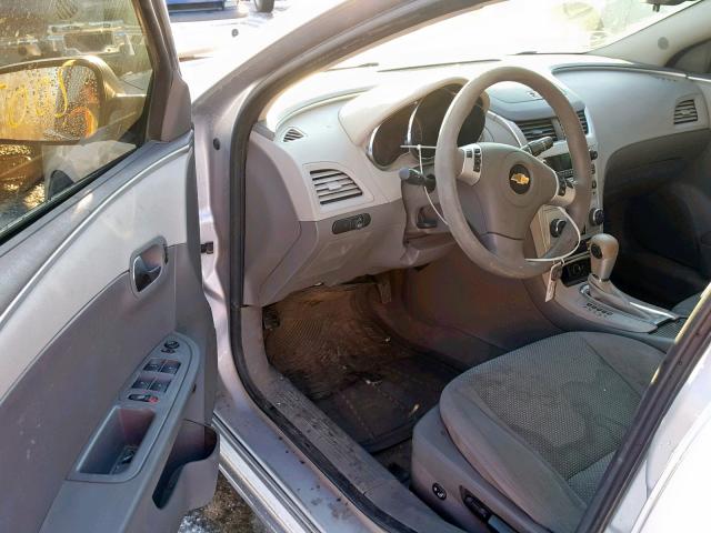 1G1ZA5E05CF237829 - 2012 CHEVROLET MALIBU LS SILVER photo 9