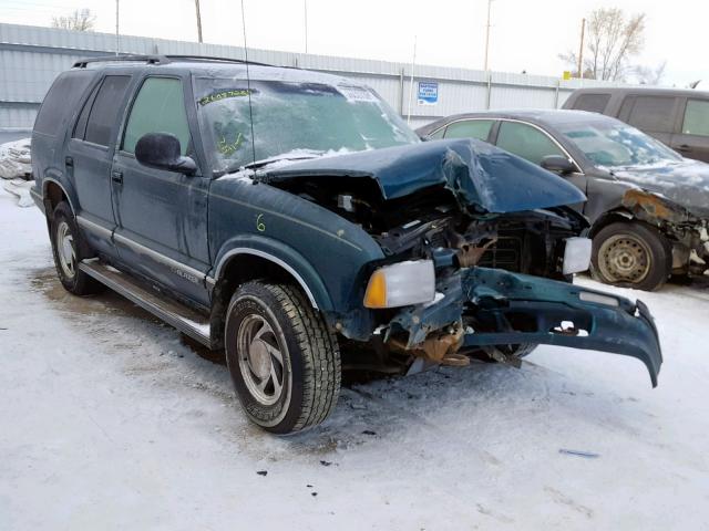 1GNDT13W2V2156865 - 1997 CHEVROLET BLAZER GREEN photo 1