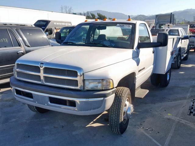 3B6MC36ZX2M268560 - 2002 DODGE RAM 3500 WHITE photo 2