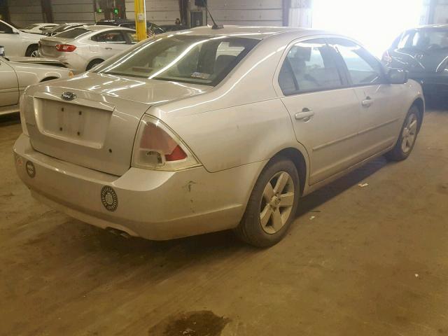 3FAHP06Z48R148674 - 2008 FORD FUSION S SILVER photo 4