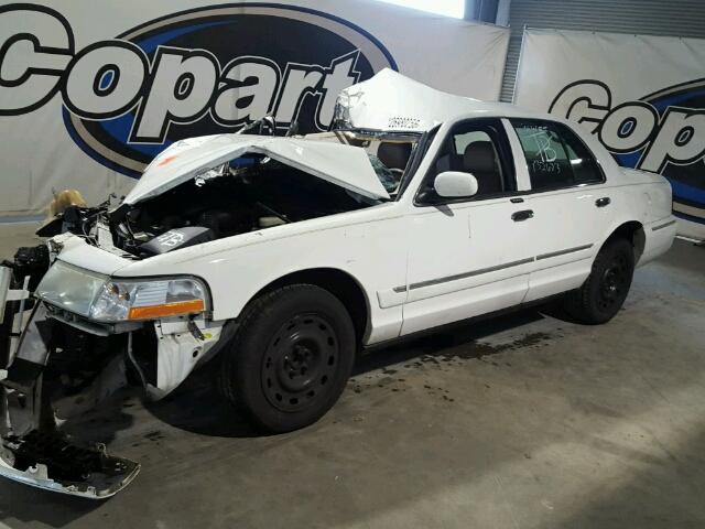 2MEFM74W34X663302 - 2004 MERCURY GRAND MARQ WHITE photo 10