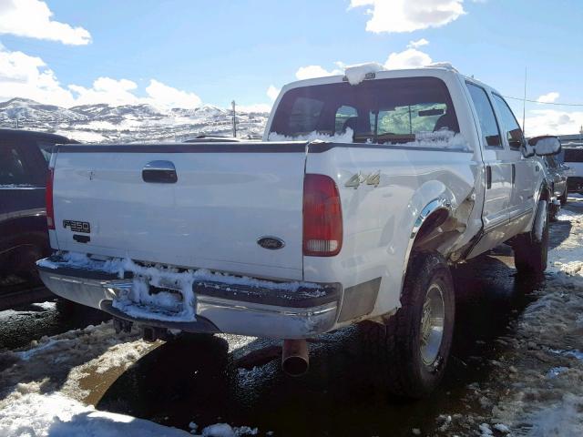 1FTSW31F5YEC84140 - 2000 FORD F350 SRW S WHITE photo 4