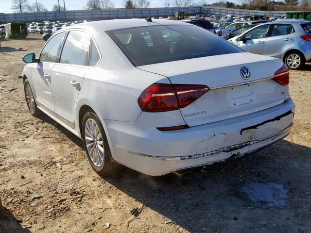 1VWBT7A31HC015048 - 2017 VOLKSWAGEN PASSAT SE WHITE photo 3