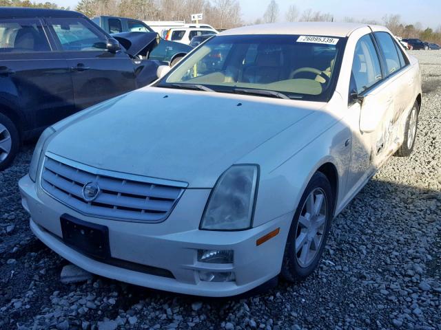 1G6DW677650197658 - 2005 CADILLAC STS WHITE photo 2