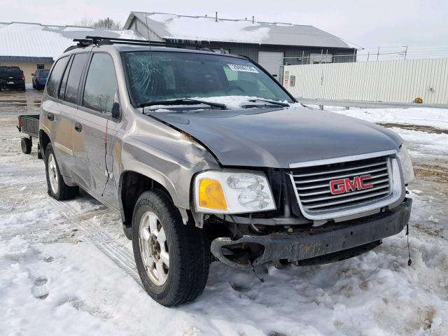 1GKDT13S572153195 - 2007 GMC ENVOY SILVER photo 1