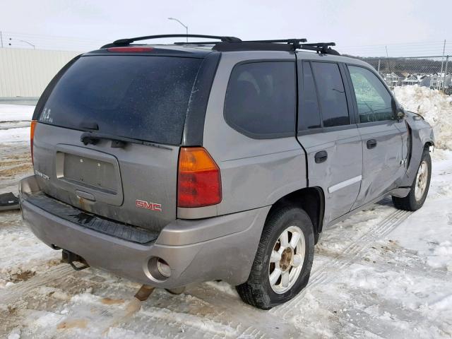 1GKDT13S572153195 - 2007 GMC ENVOY SILVER photo 4