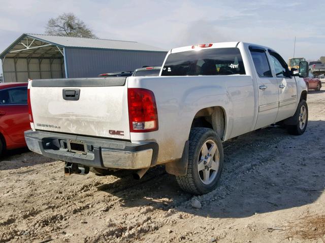 1GT110CG3EF154555 - 2014 GMC SIERRA C25 WHITE photo 4