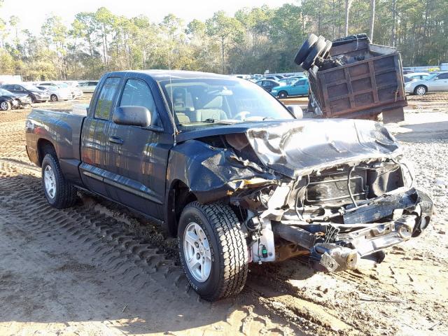 1D7HW42K15S199147 - 2005 DODGE DAKOTA SLT BLACK photo 1