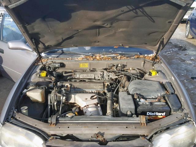 4T1BG12K8TU826127 - 1996 TOYOTA CAMRY DX GRAY photo 7