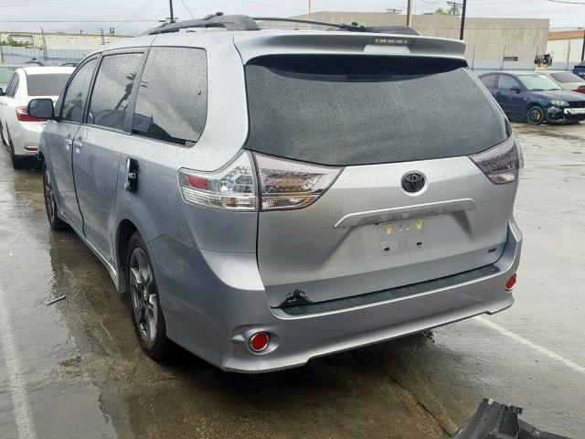 5TDXZ3DC7HS862876 - 2017 TOYOTA SIENNA SE SILVER photo 3