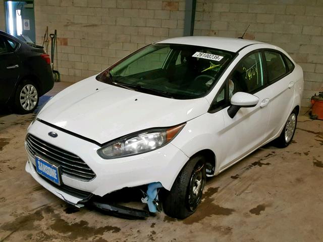 3FADP4AJ9GM140654 - 2016 FORD FIESTA S WHITE photo 2