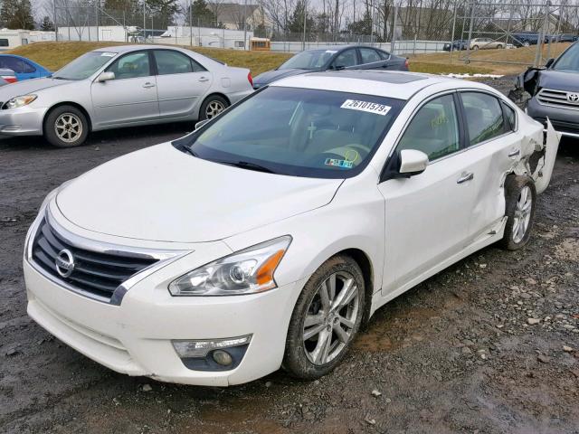 1N4BL3AP8DC251551 - 2013 NISSAN ALTIMA 3.5 WHITE photo 2