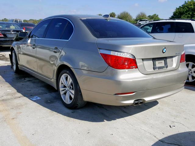 WBANV1C54AC158004 - 2010 BMW 528 XI TAN photo 3