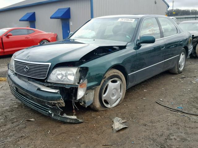 JT8BH28F9W0128167 - 1998 LEXUS LS 400 GREEN photo 2