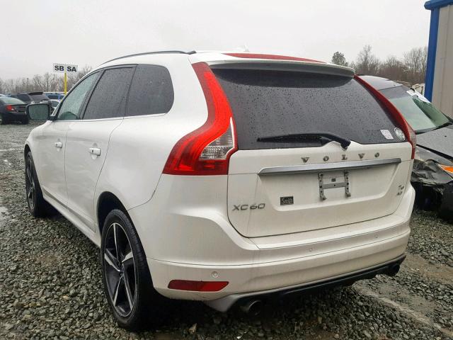 YV449MRS4G2924018 - 2016 VOLVO XC60 T6 WHITE photo 3