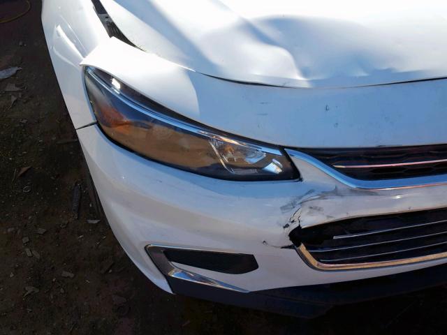 1G1ZB5STXHF251261 - 2017 CHEVROLET MALIBU LS WHITE photo 9