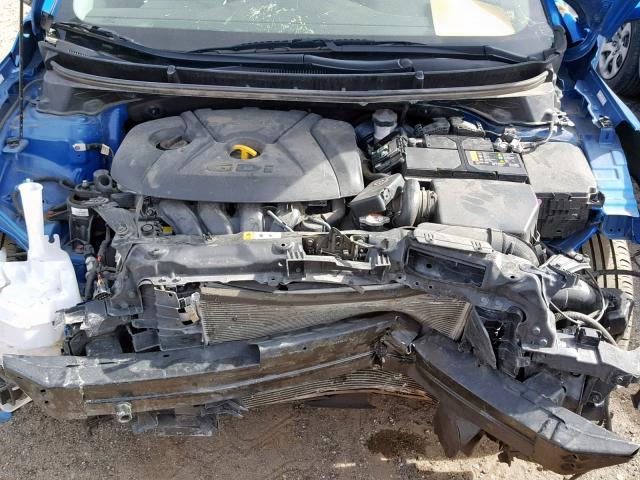 KMHD35LH3HU369314 - 2017 HYUNDAI ELANTRA GT BLUE photo 7