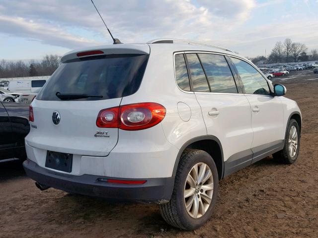 WVGBV75N29W511478 - 2009 VOLKSWAGEN TIGUAN SE WHITE photo 4