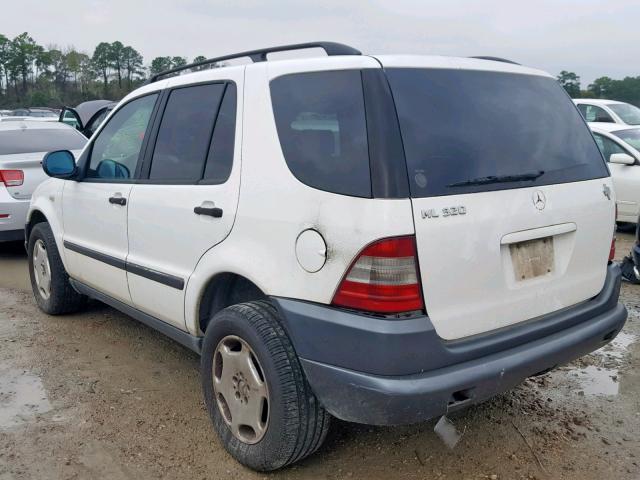 4JGAB54E2WA002767 - 1998 MERCEDES-BENZ ML 320 WHITE photo 3