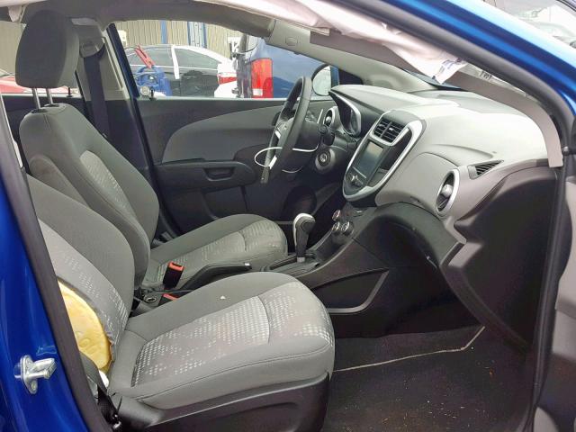 1G1JB5SH3H4176357 - 2017 CHEVROLET SONIC LS BLUE photo 5