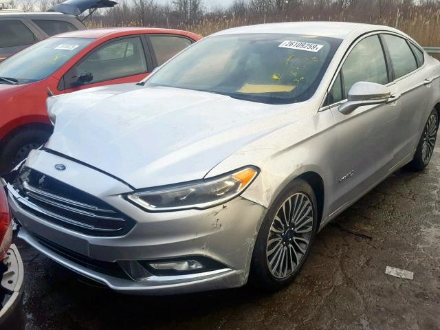 3FA6P0RU3JR219019 - 2018 FORD FUSION TIT SILVER photo 2