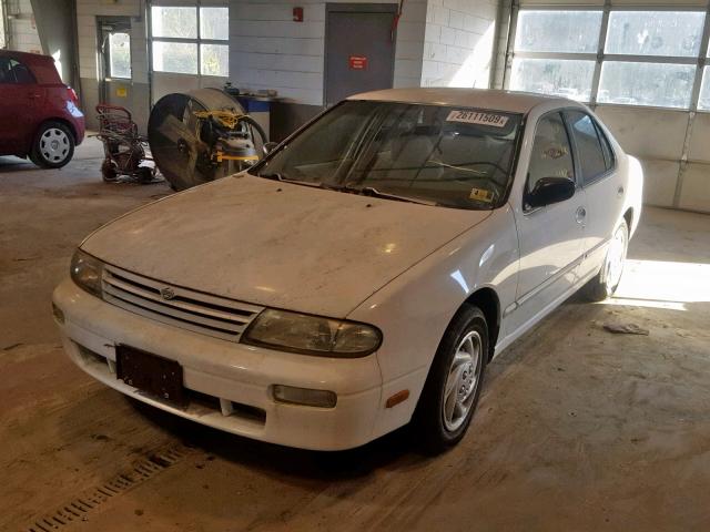 1N4BU31D2VC233888 - 1997 NISSAN ALTIMA XE WHITE photo 2