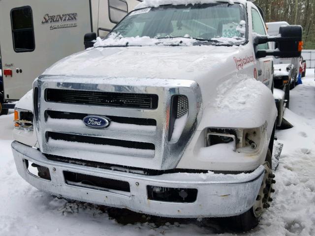 3FRWF6FC2BV145566 - 2011 FORD F650 SUPER WHITE photo 9