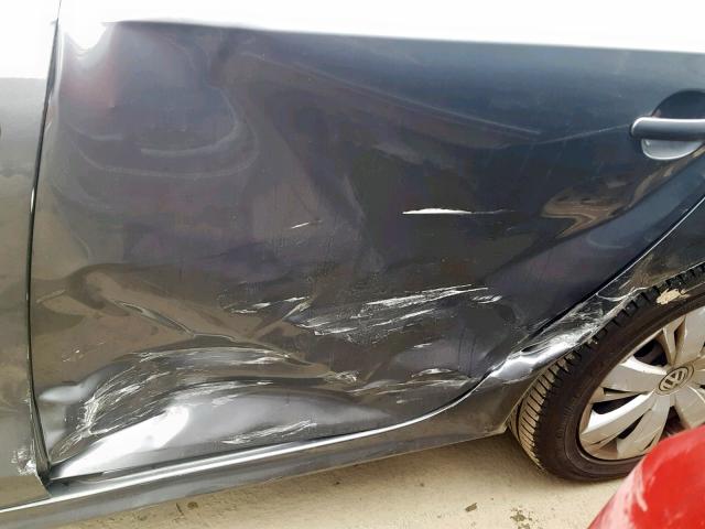 3VW2K7AJ7CM383968 - 2012 VOLKSWAGEN JETTA BASE GRAY photo 9
