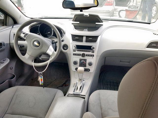 1G1ZB5E17BF323809 - 2011 CHEVROLET MALIBU LS 银色 照片 9