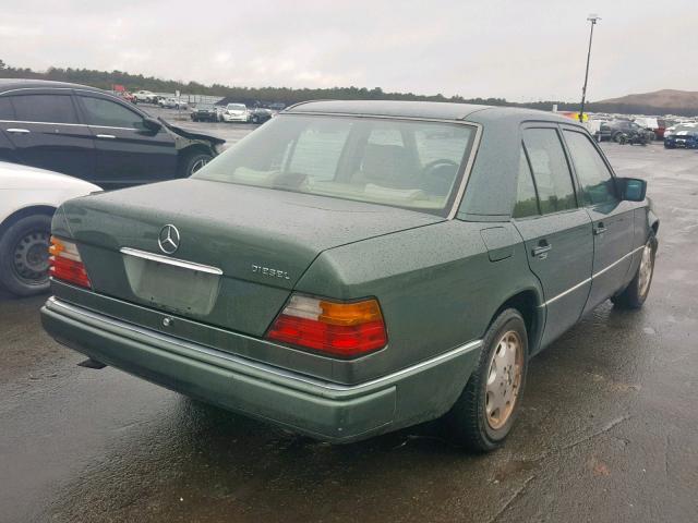 WDBEB31E3SC191036 - 1995 MERCEDES-BENZ E 300D GREEN photo 4