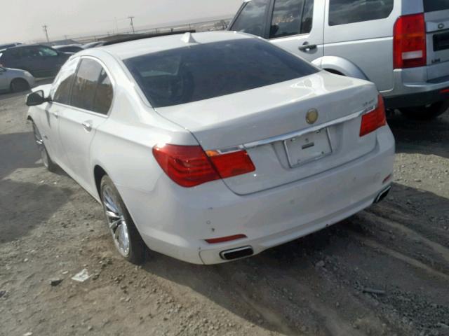 WBAKA835X9CY34975 - 2009 BMW 750 I WHITE photo 3