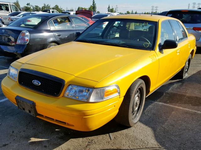 2FAHP71W66X141004 - 2006 FORD CROWN VICT YELLOW photo 2