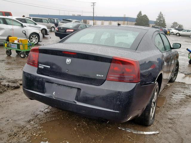 2B3LK33G38H280815 - 2008 DODGE CHARGER SX BLACK photo 4