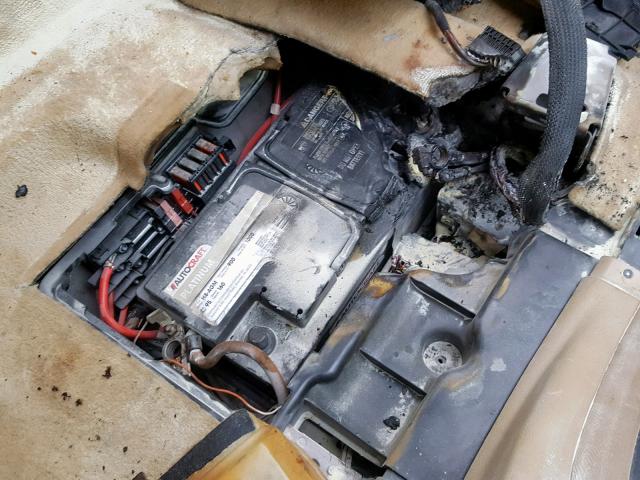 4JGBB22E68A297946 - 2008 MERCEDES-BENZ ML 320 CDI SILVER photo 9