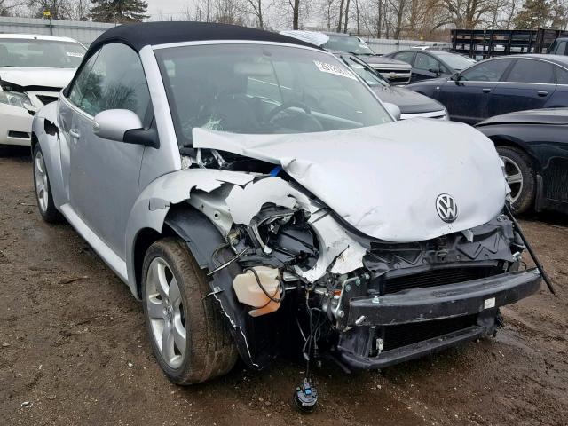 3VWSF31Y16M310478 - 2006 VOLKSWAGEN NEW BEETLE Gümüş foto 1