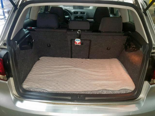 WVWAB7AJ7CW217285 - 2012 VOLKSWAGEN GOLF 银色 照片 9