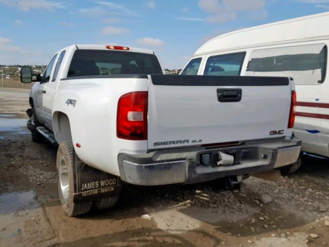 1GT523C82DZ170347 - 2013 GMC SIERRA K35 WHITE photo 3