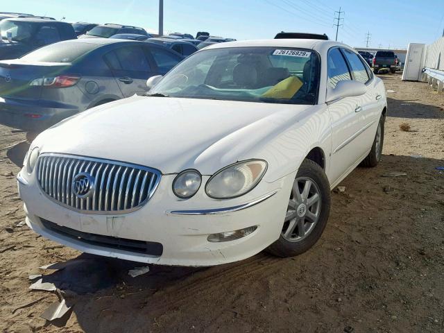 2G4WD582681247312 - 2008 BUICK LACROSSE C WHITE photo 2