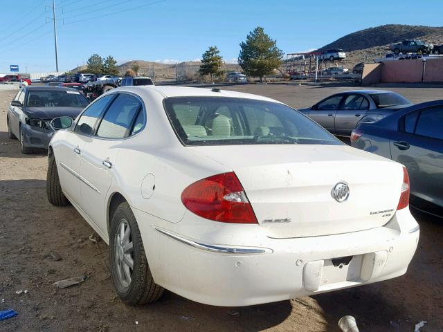 2G4WD582681247312 - 2008 BUICK LACROSSE C WHITE photo 3