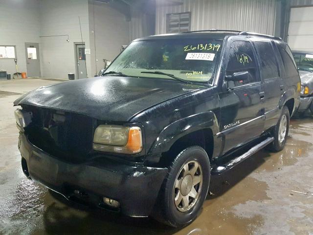 1GYEK13R1YR143962 - 2000 CADILLAC ESCALADE BLACK photo 2